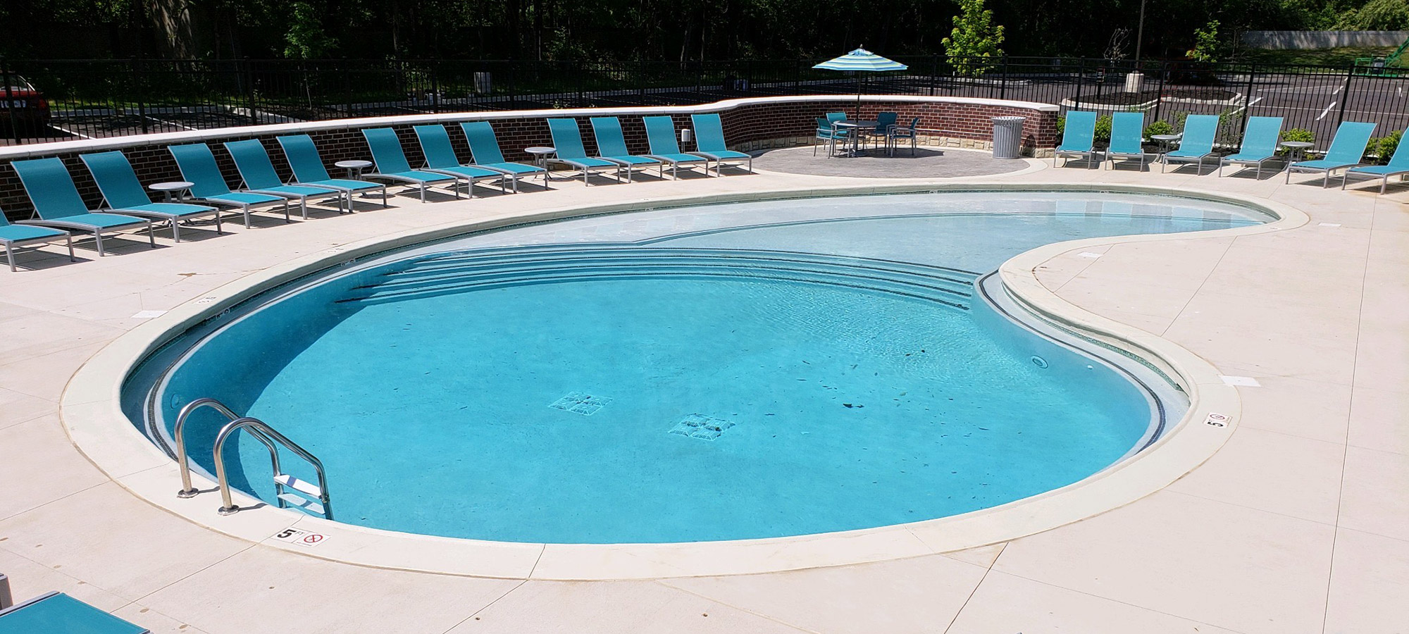 Mud Slingers Commercial Pool Design & Construction