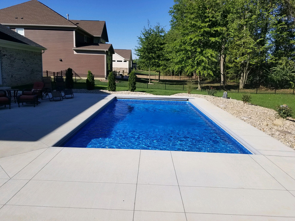 Mud Slingers Vinyl Liner Swimming Pools