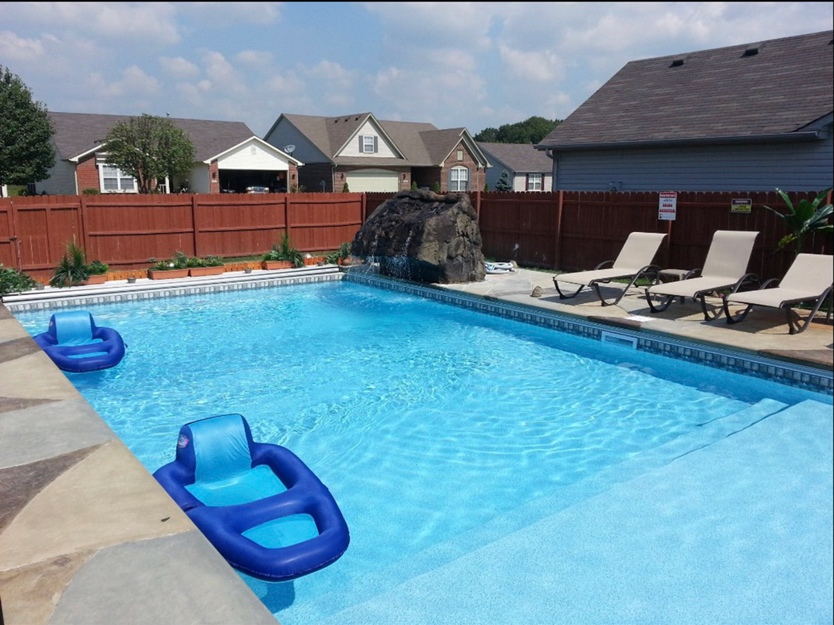 Mud Slingers Vinyl Liner Swimming Pools